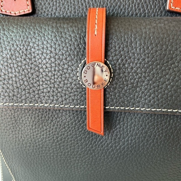 Dooney & Bourke NWT Black Leather Large Satchel - Picture 5 of 12